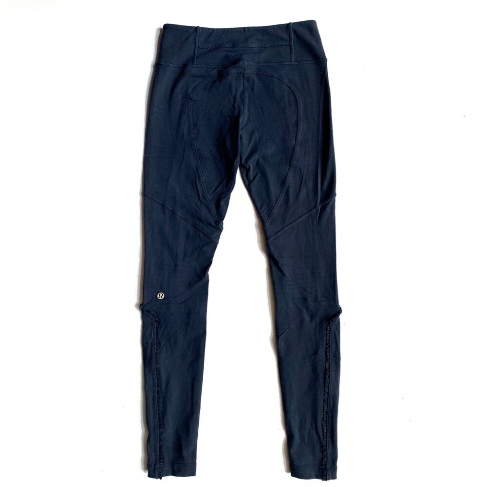 Lululemon Ruffle Leggings - Picture 3 of 4
